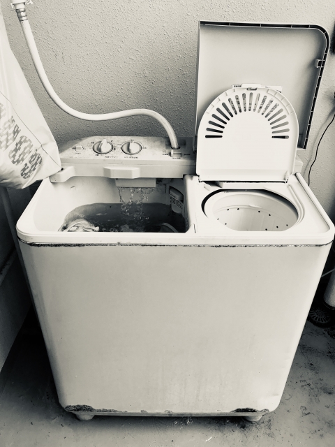 ご年配の方に人気の二槽式洗濯機